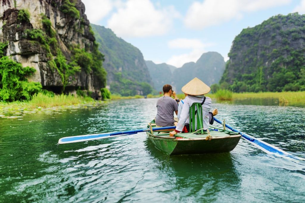 Tour Cao Cấp 3N2Đ: Mai Châu – Pù Luông – Tam Cốc – Hoa Lư