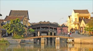 Hành Trình Di Sản: Ngũ Hành Sơn – Làng Rau Trà Quế & Hội An Cổ Kính