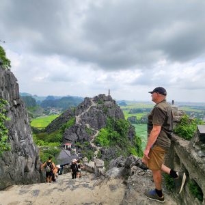 Alternative view of Khám Phá Ninh Bình Trong Ngày - Tam Cốc, Hang Múa & Cố Đô Hoa Lư