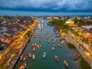 Tour Phố Cổ Hội An – Phố Đèn Lồng & Trải Nghiệm Thả Hoa Đăng