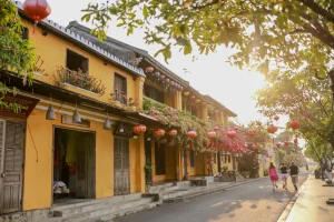 Hành Trình Di Sản: Ngũ Hành Sơn – Làng Rau Trà Quế & Hội An Cổ Kính