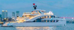 SAQUILA YATCH HA LONG