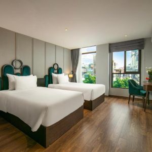 Alternative view of MAY DE VILLE LAKESIDE HOTEL