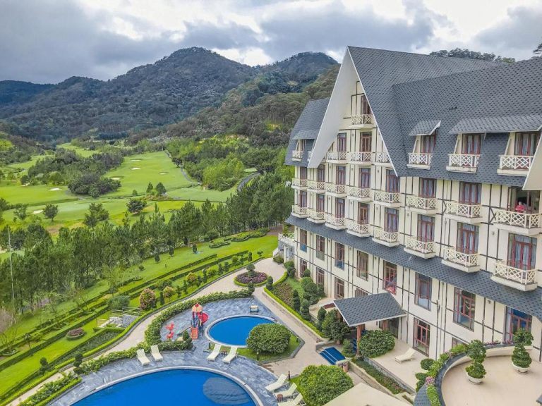 SWISS – BELRESORT TUYEN LAM